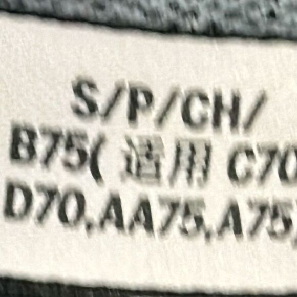 Victoria’s Secret triangle bralette - Picture 7 of 7